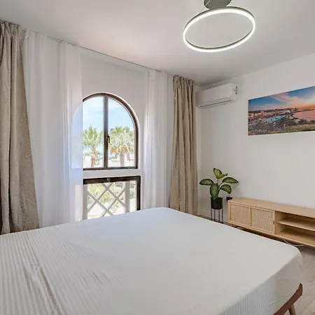 Oceanview Luxury 아파트 아데제